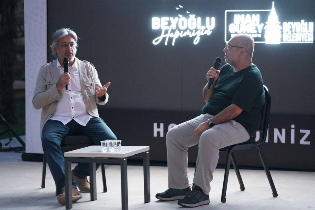 İstanbul Beyoğlu'nda Kent Öyküleri Dijital Fotoğraf Sergisi Açıldı