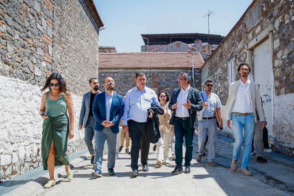 İBB ve İzmir Büyükşehir Belediyesi Ortak Projeler İçin İlk Adımları Attı