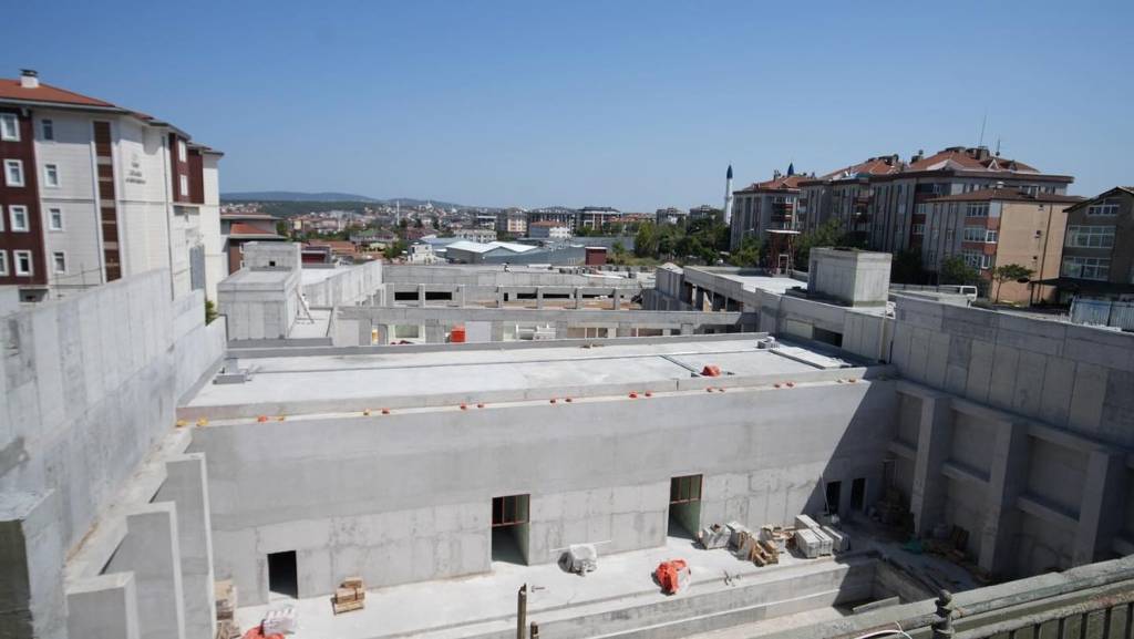 Üsküdar Küçüksu Kapalı Spor Tesisinde Çalışmalar Devam Ediyor