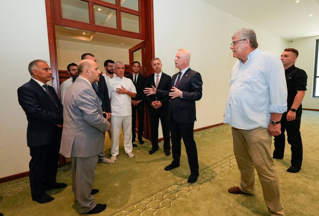 Vali Davut Gül, Sağlık Bilimleri Üniversitesi'nde İncelemelerde Bulundu