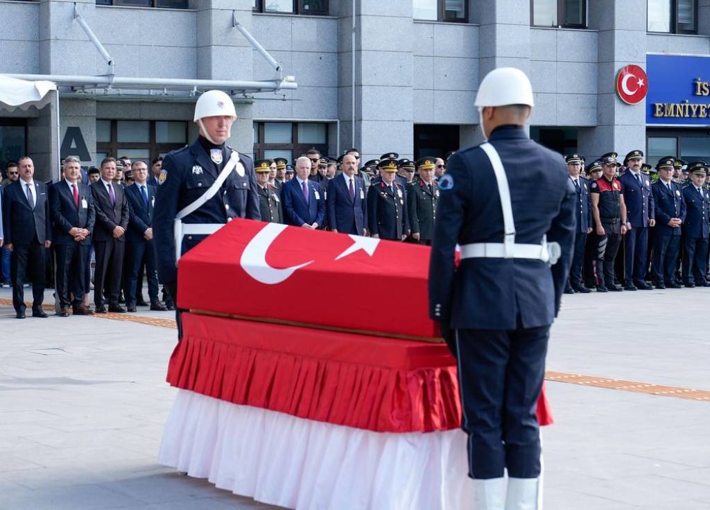 Şehit Polis Memuru Mustafa Peksoy, Son Yolculuğuna Uğurlandı