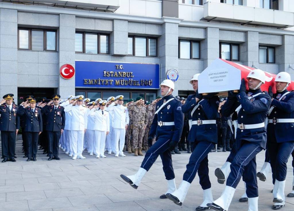 Şehit Polis Memuru Mustafa Peksoy, Son Yolculuğuna Uğurlandı