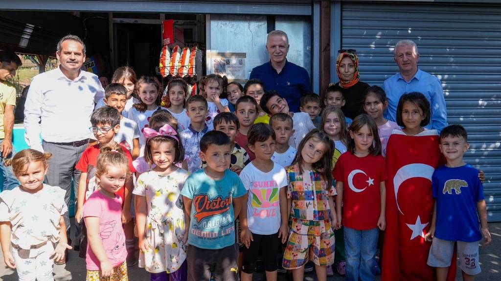 İstanbul Valisi Davut Gül, Şile'de Mahalle Ziyaretleri Gerçekleştirdi