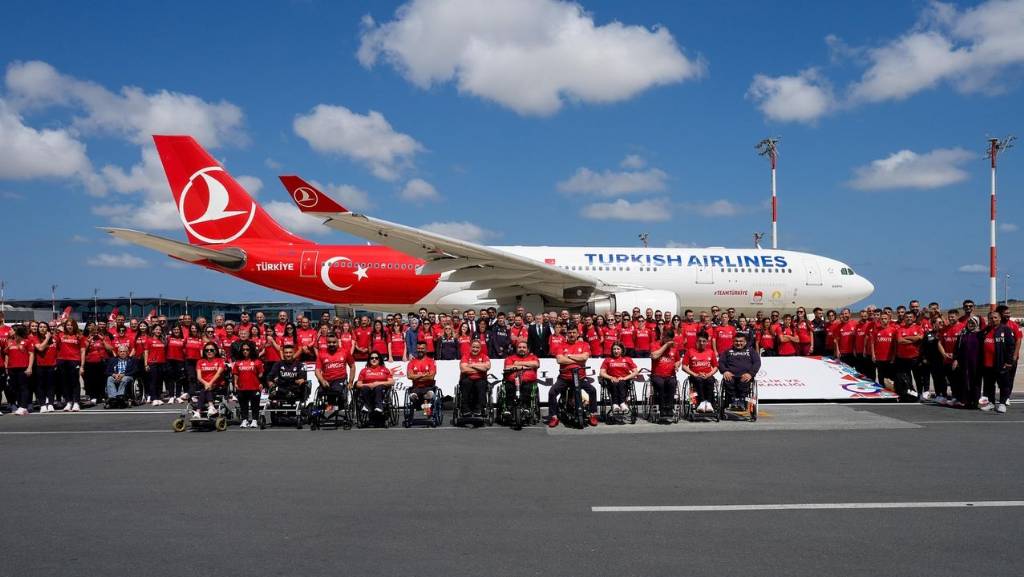 İstanbul'dan Paris 2024 Paralimpik Oyunları'na Uğurlama Töreni