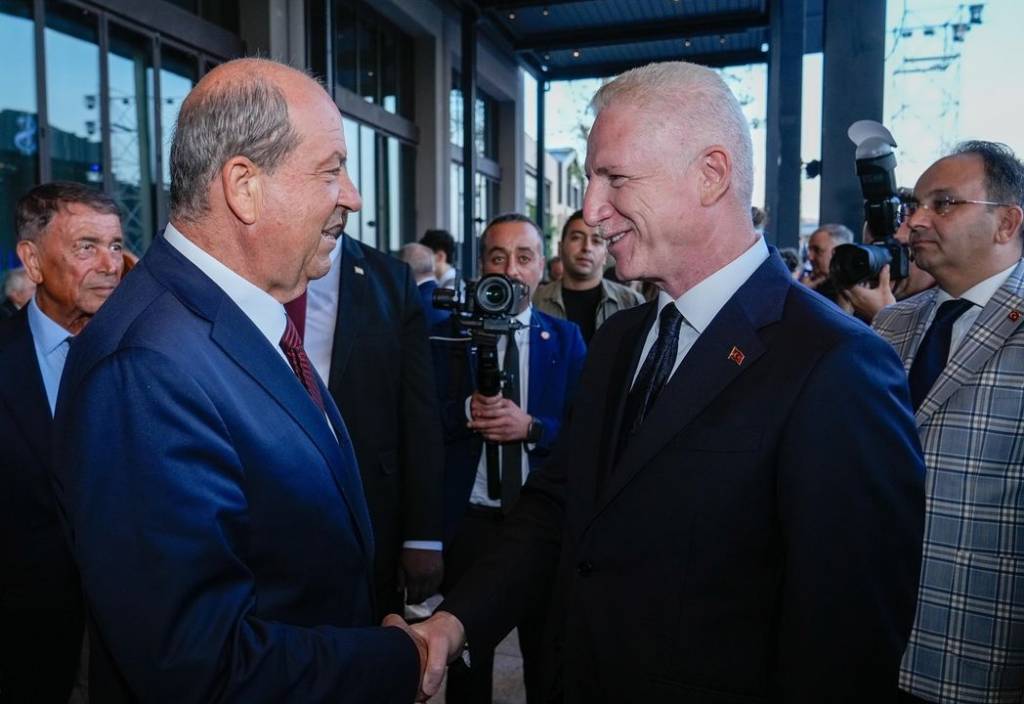 İstanbul Valisi Davut Gül, Türkiye İş Bankası'nın 100. Yıl Dönümünü Kutladı