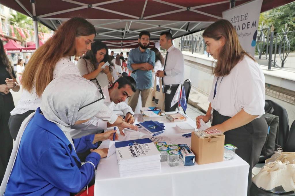 Beyoğlu Kariyer Fırsatları Buluşması: Sağlık Sektöründe Yeni İş Fırsatları