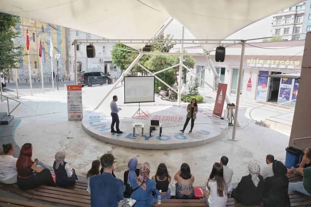Beyoğlu Kariyer Fırsatları Buluşması: Sağlık Sektöründe Yeni İş Fırsatları