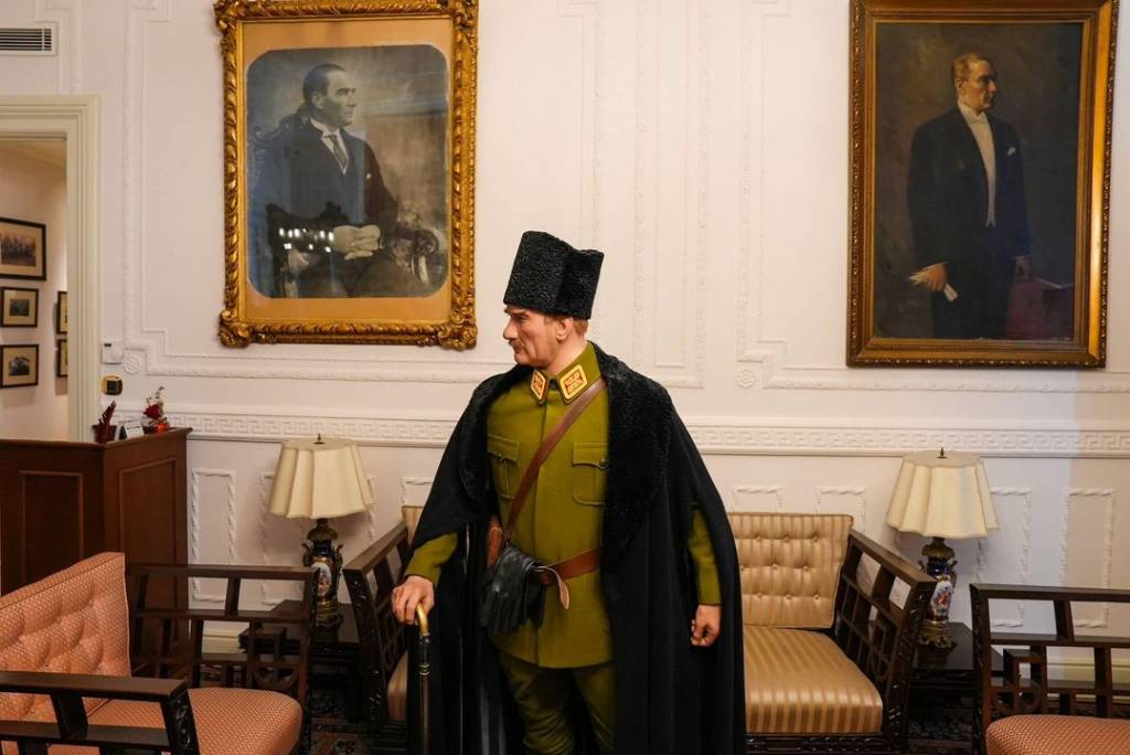 Beyoğlu Miras Günleri'nde Tarihi Pera Palace Hotel Ziyareti