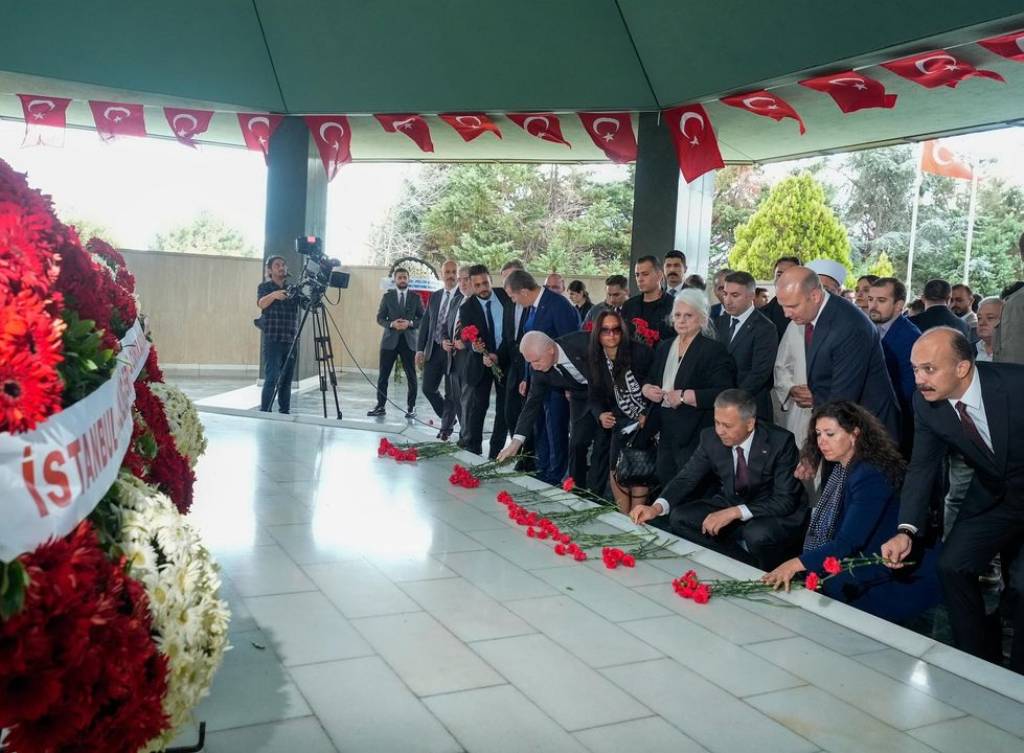 Adnan Menderes ve Bakanlar Anıldı