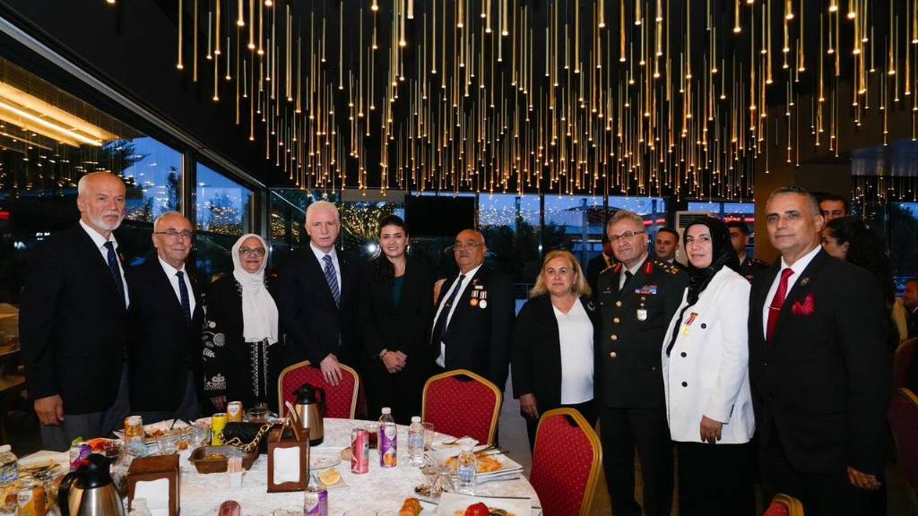 İstanbul Valiliği'nden Gaziler Günü'ne Özel Yemek Programı
