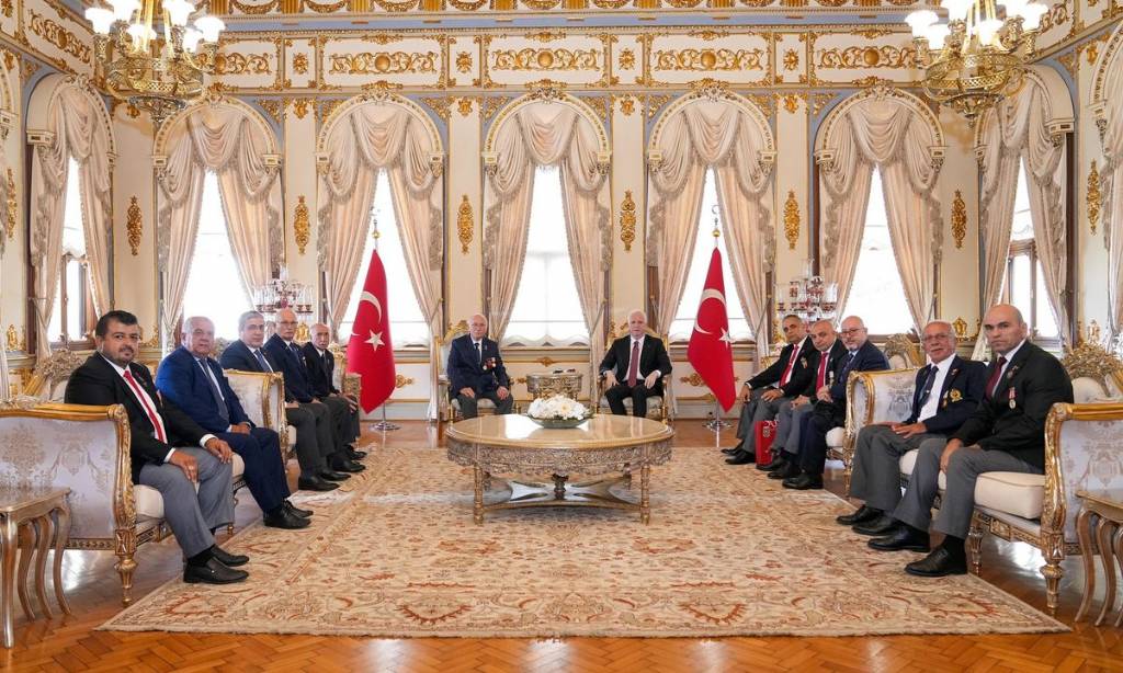 İstanbul Valisi Davut Gül, Gaziler Gününde Gazi Dernekleriyle Bir Araya Geldi