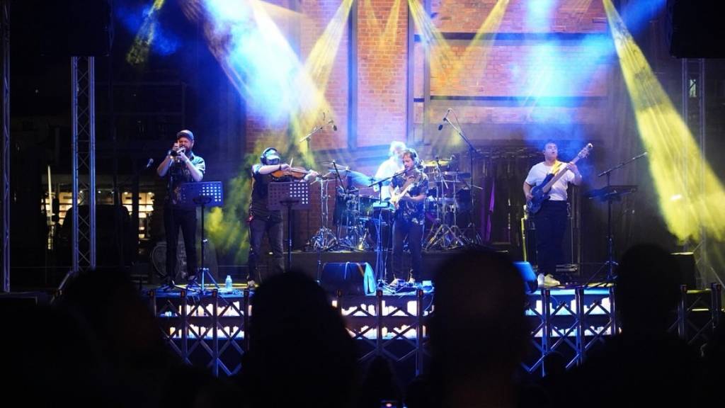 Müze Gazhane'de Hava Kararınca Konseri Coşkuyla Gerçekleşti